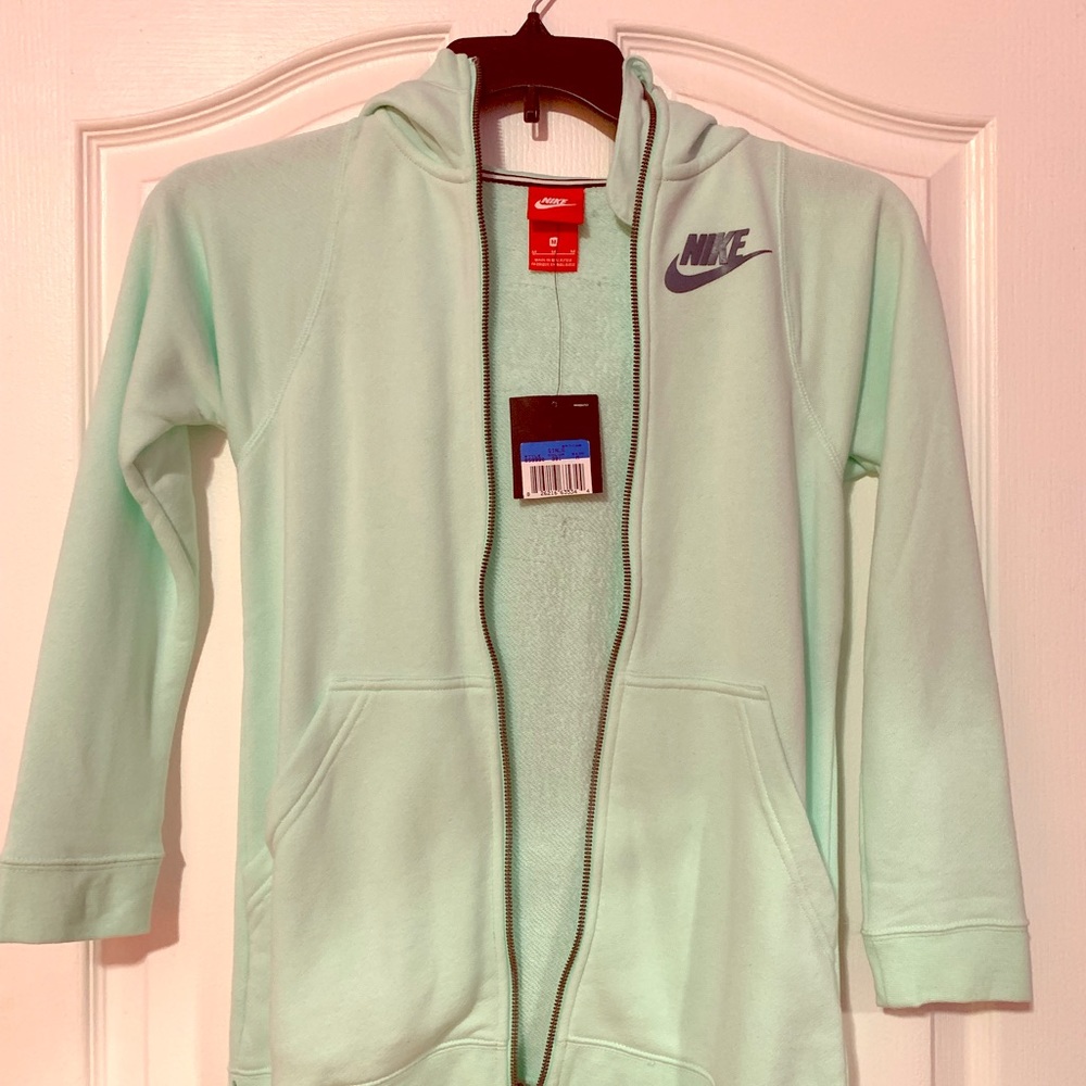Nike sweater